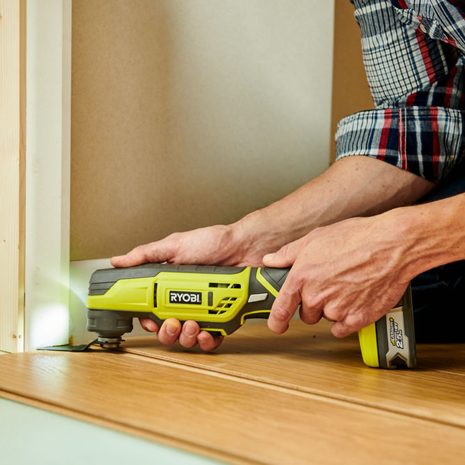 Ryobi 18V ONE+ Multi Tool R18MT-0 Cordless Skin Only, Oscillating