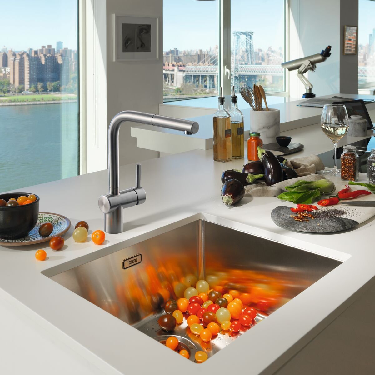 Franke Pull-Out Mixer Tap - Stainless Steel Square Neck 180-Degree Swivel 5 Star WELS - TA9701
