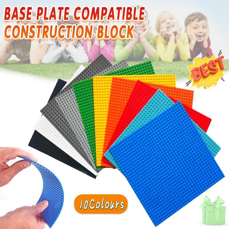 Building Block Base Plate with 32 x 32 Studs - Light Grey - view 2