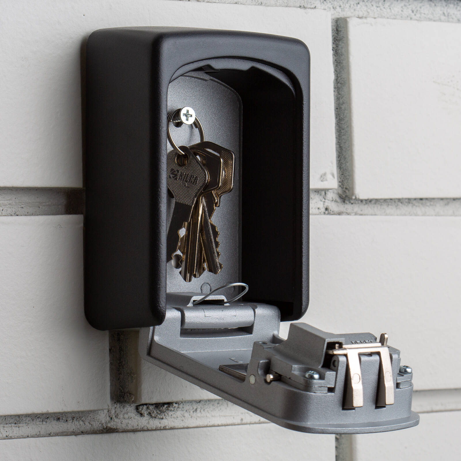 Sandleford 122 x 88 x 40mm Combination Wall Mount Key Storage Safe