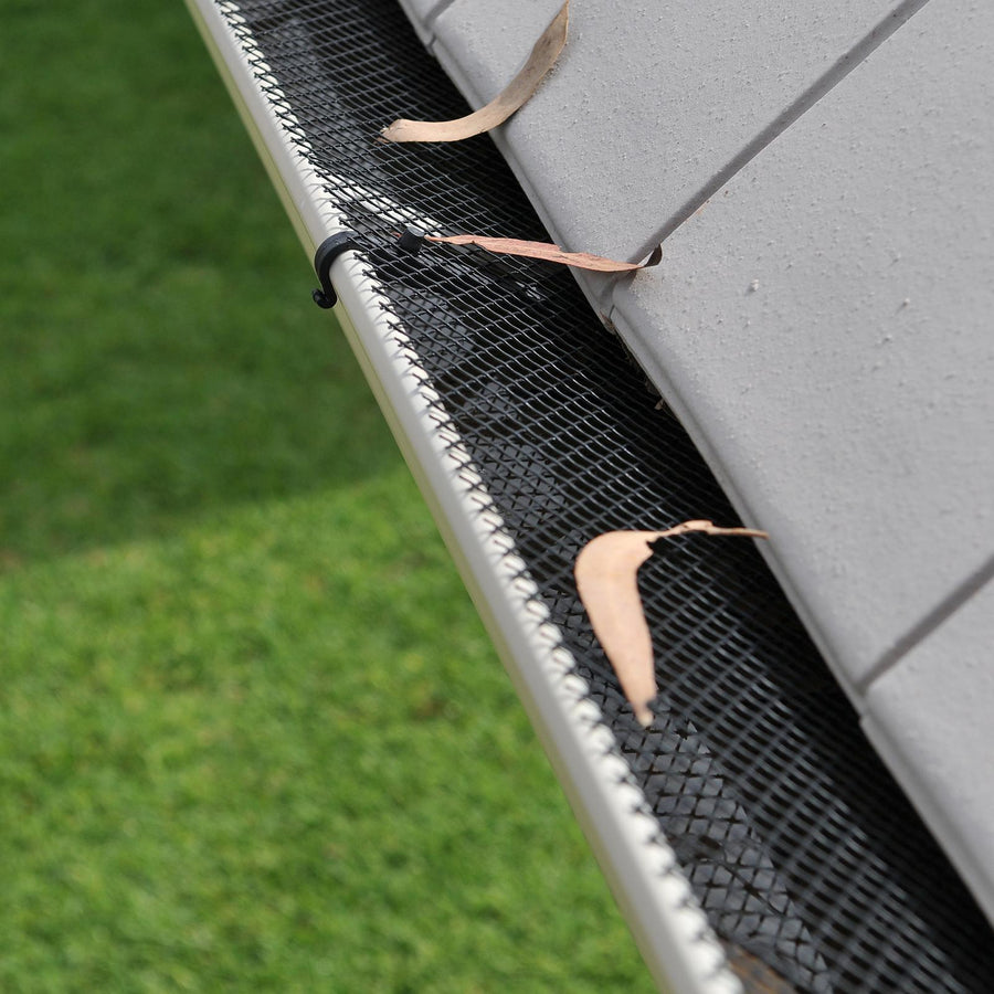 Jack StayMesh Black Plastic Gutterguard Mesh with Clips 160mm x 6m