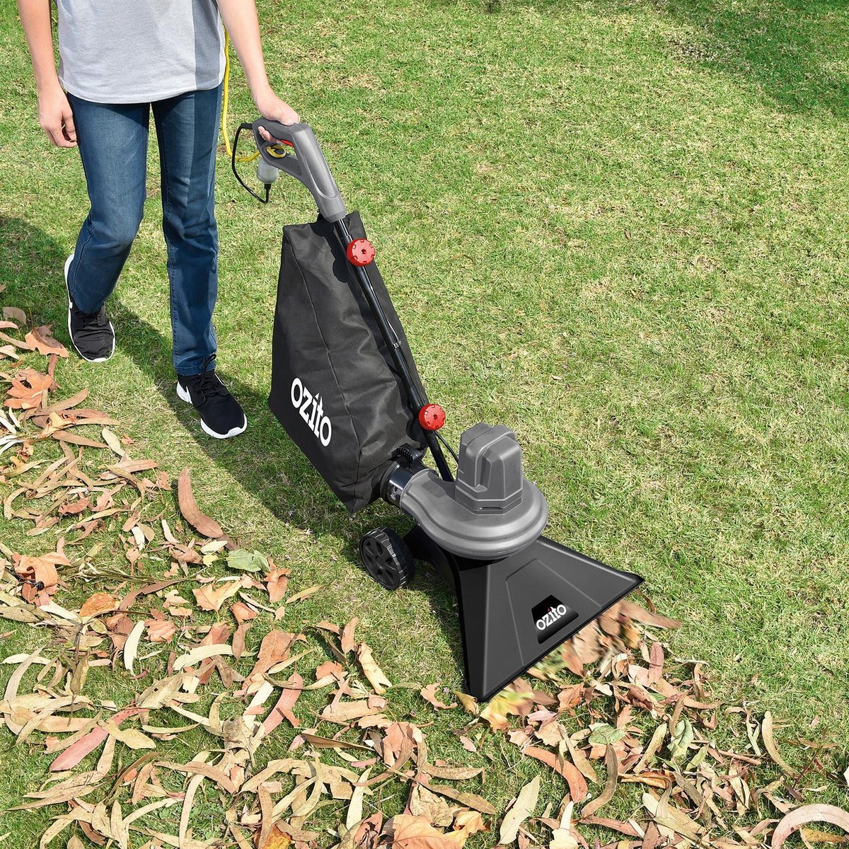 Ozito Garden Vacuum - 480mm - Metal/Plastic - 10:1 Mulching Ratio