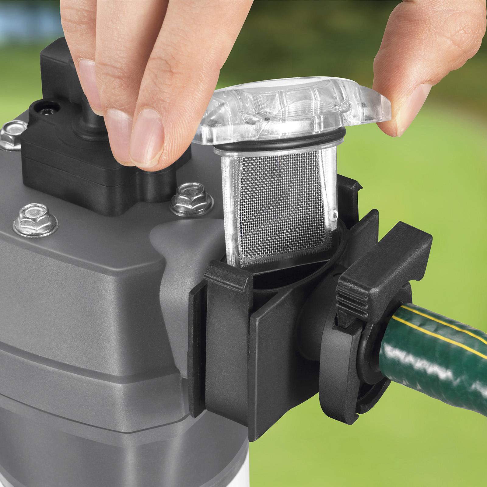 Ozito 12V Portable Pressure Pump 10 L/min 15m Suction Lift IP20 PTP-012A