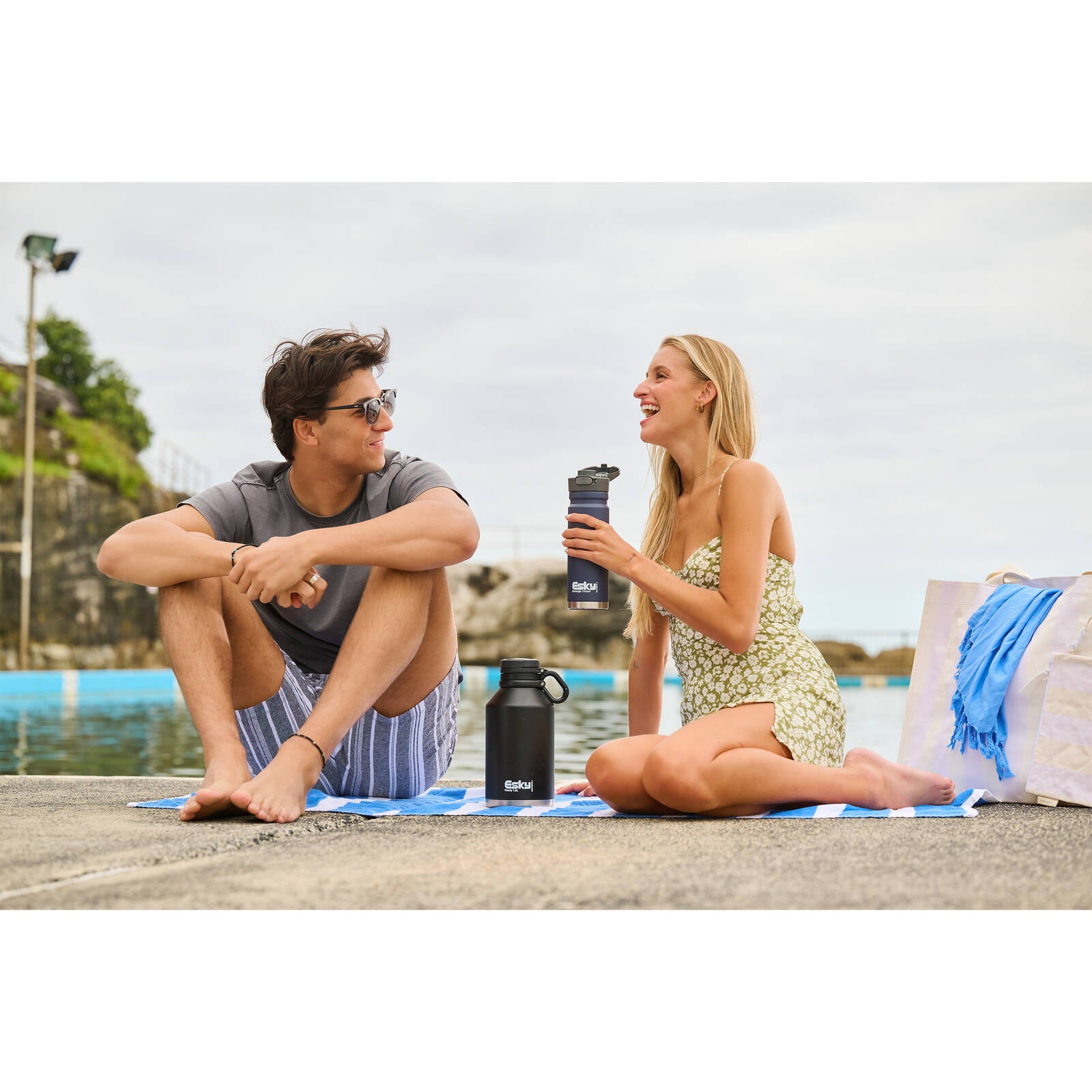 Esky 700ml Navy Burleigh Double Wall Insulated Drink Bottle