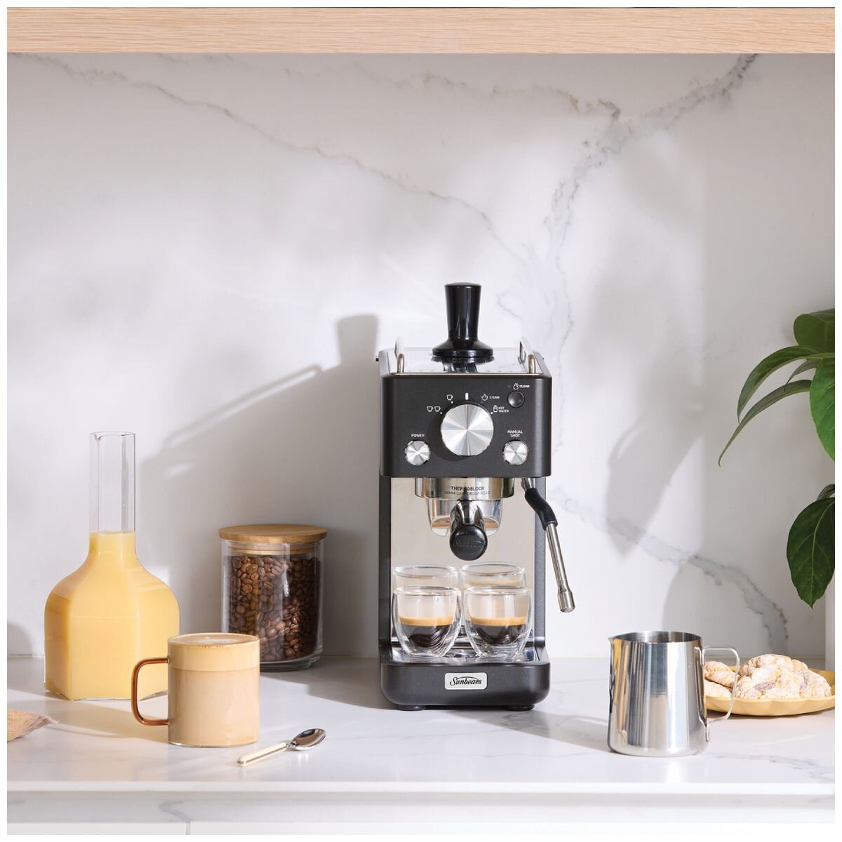 Sunbeam Origins Slimline espresso machine 1.1L - Black, 58mm group head, volumetric shots - EMM4500BK