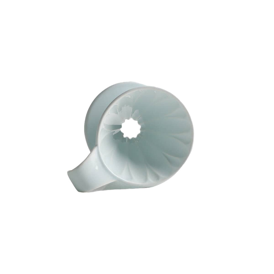Ceramic Pour Over Coffee Dripper, Reusable and Heat Resistant - Size S, 13 x 8.5 x 8 cm