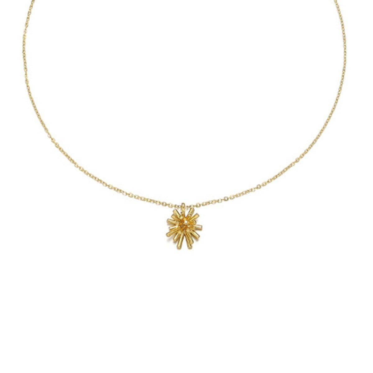 Chic Floral Pendant Necklace with Flower Design - Flower