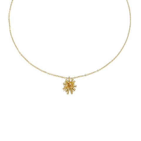 Chic Floral Pendant Necklace with Flower Design - Flower