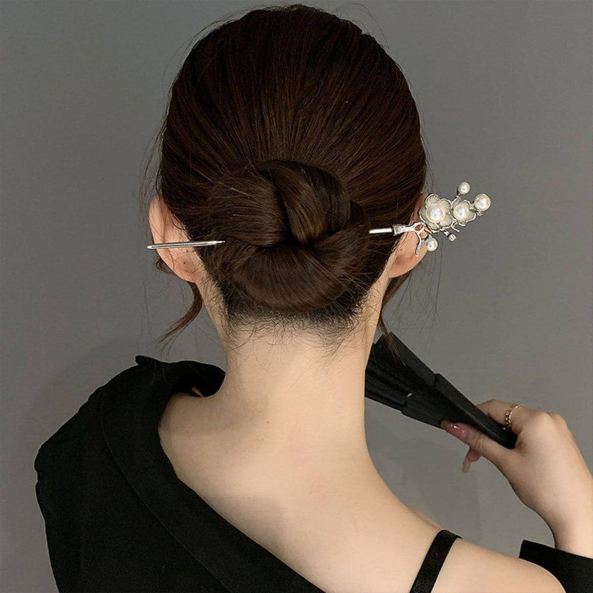 Chinese Style Plum Blossom Hairpin with Imitation Pearl Fringe - view 4