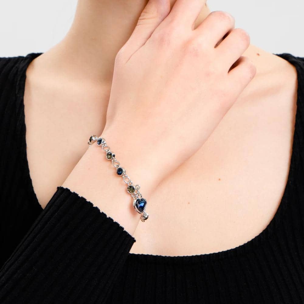 Constellation Bracelet with Heart Charms - Gold and White - view 5