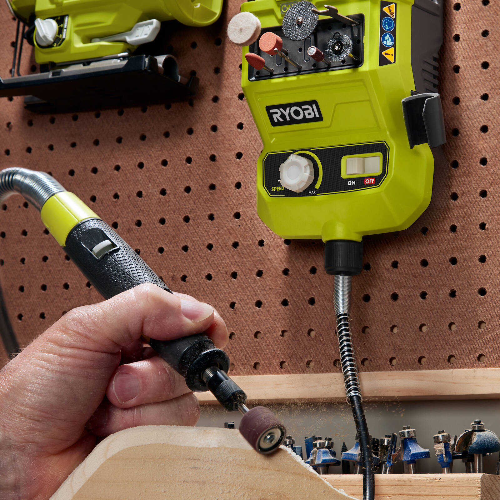 Ryobi 27-Piece Grinding and Sanding Set with Mandrel (60, 120, 240 Grit)