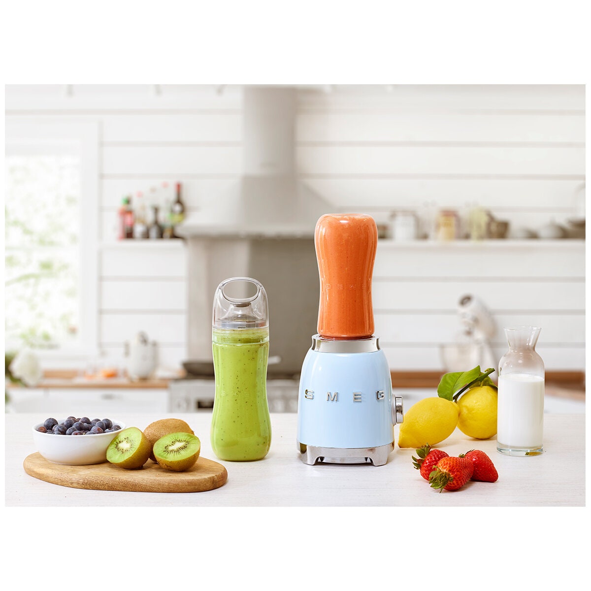 Smeg 50s Style Mini Personal Blender - Pastel Blue - 300W, 2 x 600ml Tritan Renew Bottles - PBF01PBAU