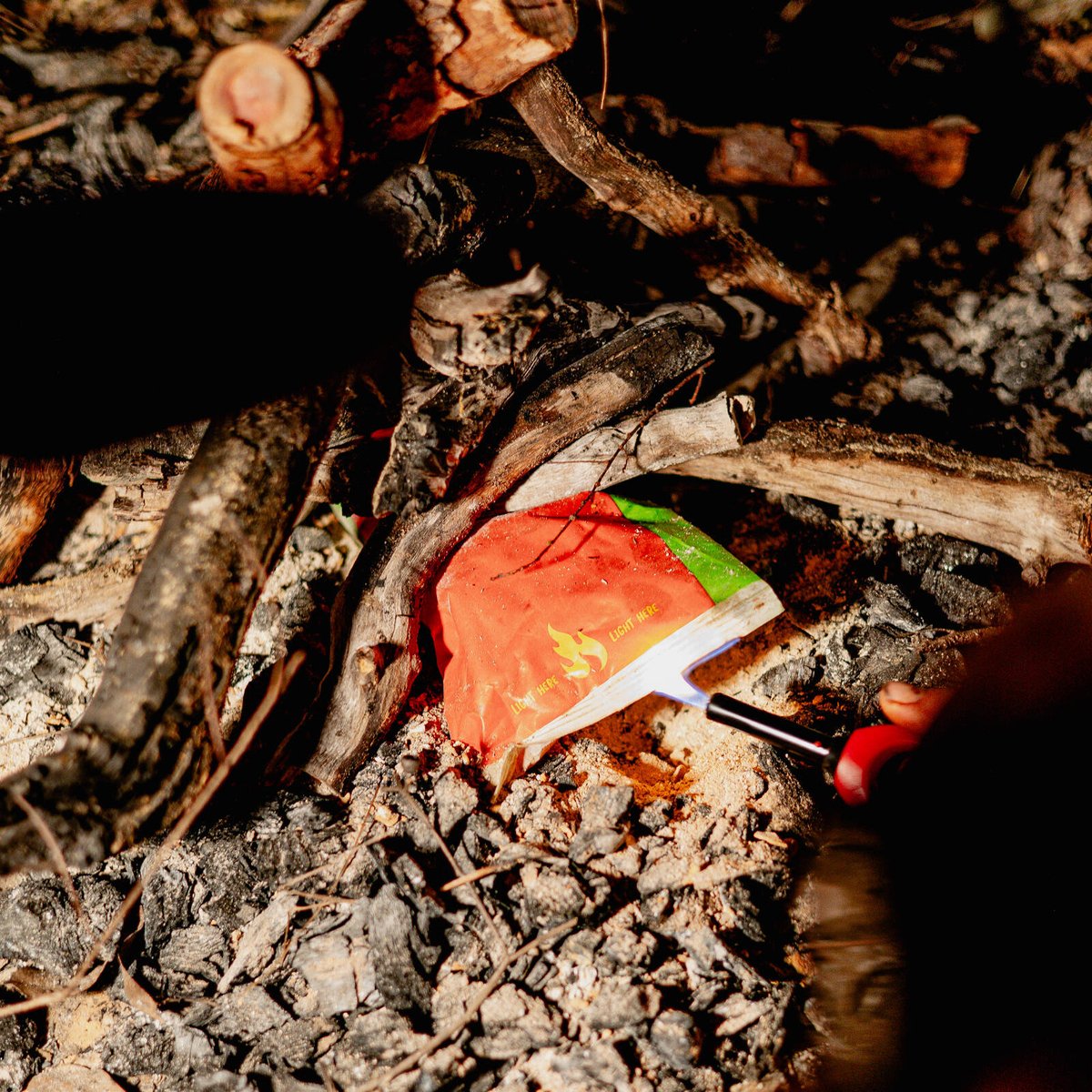 Samba Single Wax Fire Log - 1.08kg - Easy To Light - Burns 2 Hours - SuperSaverAU - view 5