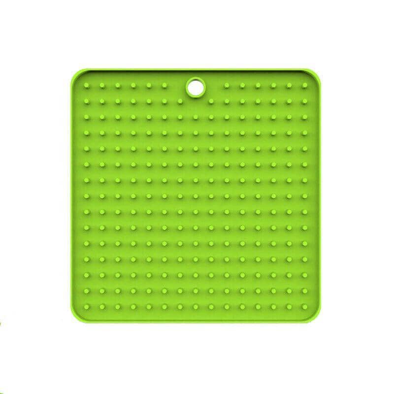 Dog Lick Mat Slow Feeder Treat Pad, 18 x 18 cm - Green