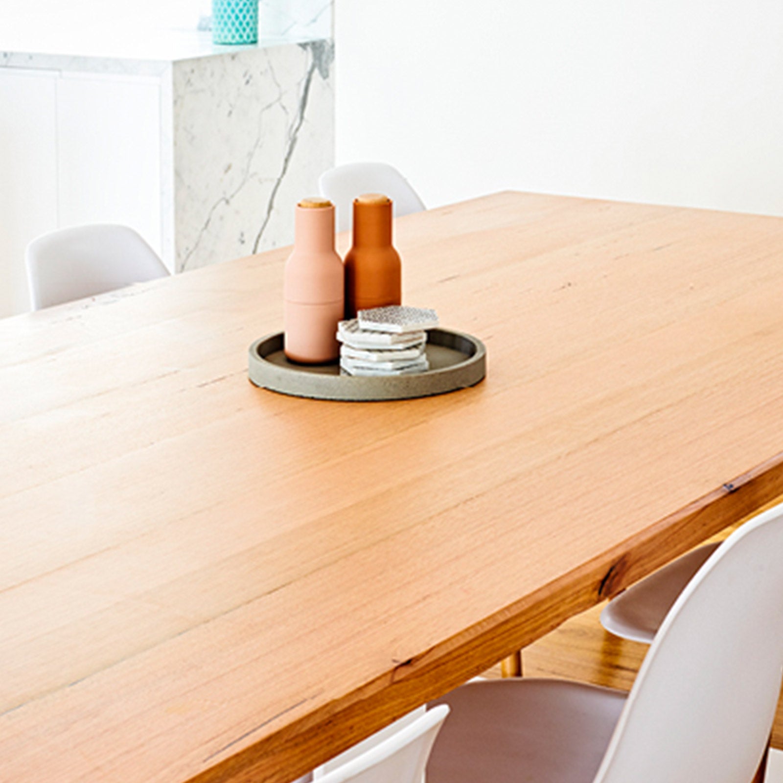 Cabot's Cabothane Clear Water Based Matt Polyurethane 4L - UV & Splatter Resistant Interior Varnish