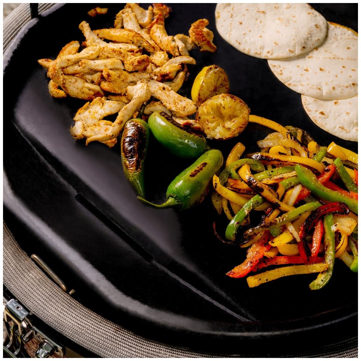 Kamado Joe Karbon Steel griddle for Classic Joe - pre-seasoned carbon steel flat-top, black - KJ15094522