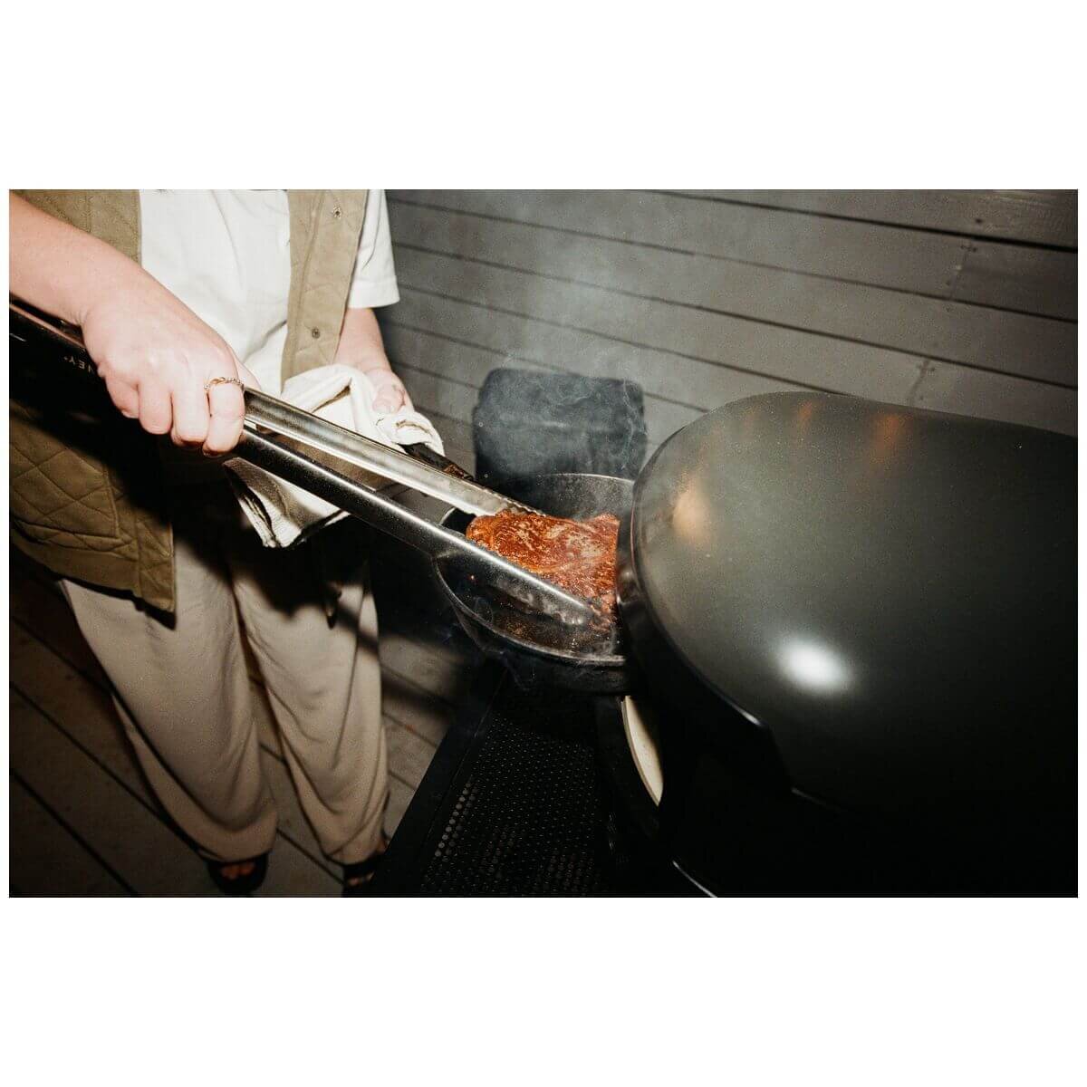 Gozney Live-Fire Tongs - Long Reach 304 Stainless Steel - Serrated Tips - AM2129
