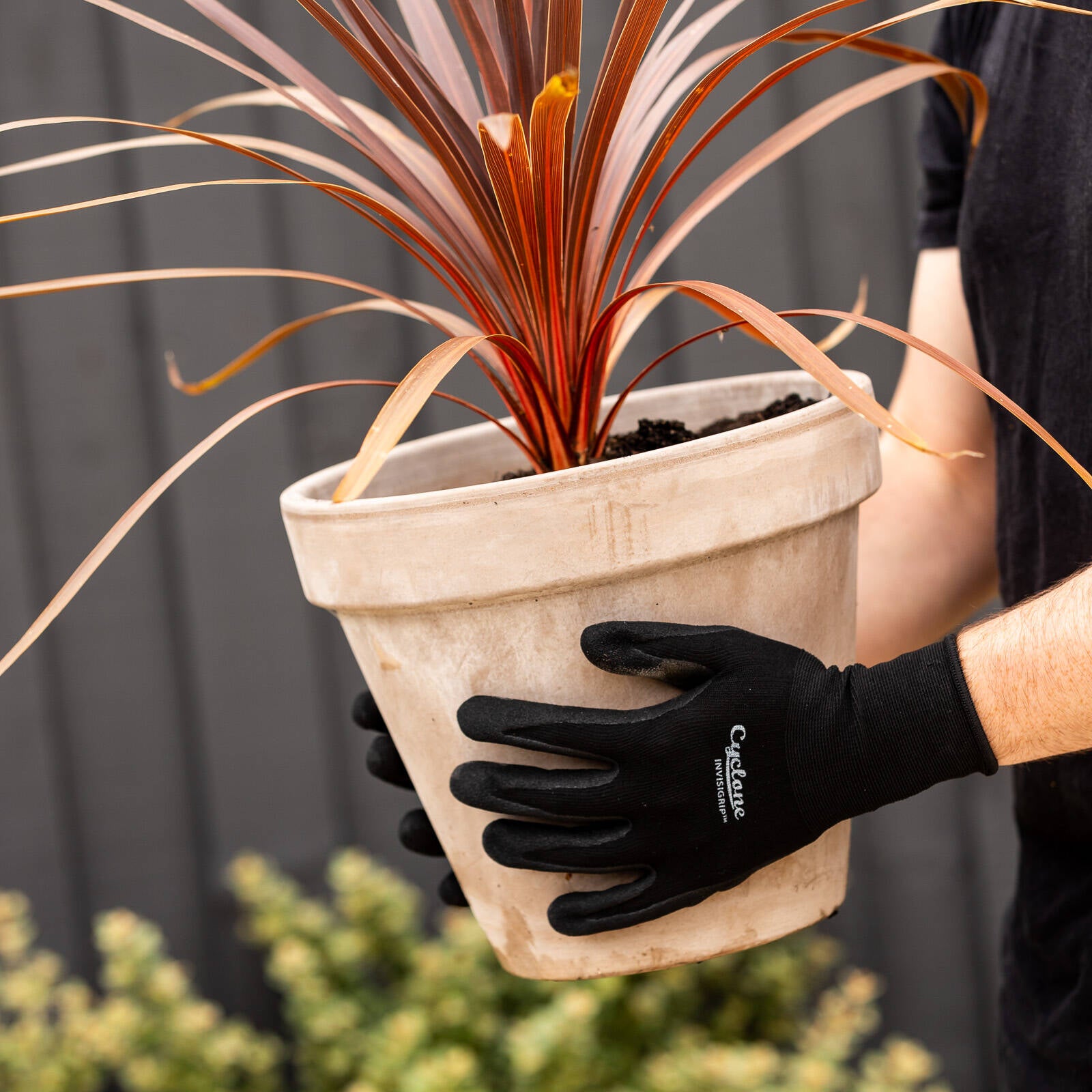 Cyclone Invisigrip Tough Gardening Gloves Medium, Nylon, Water Resistant