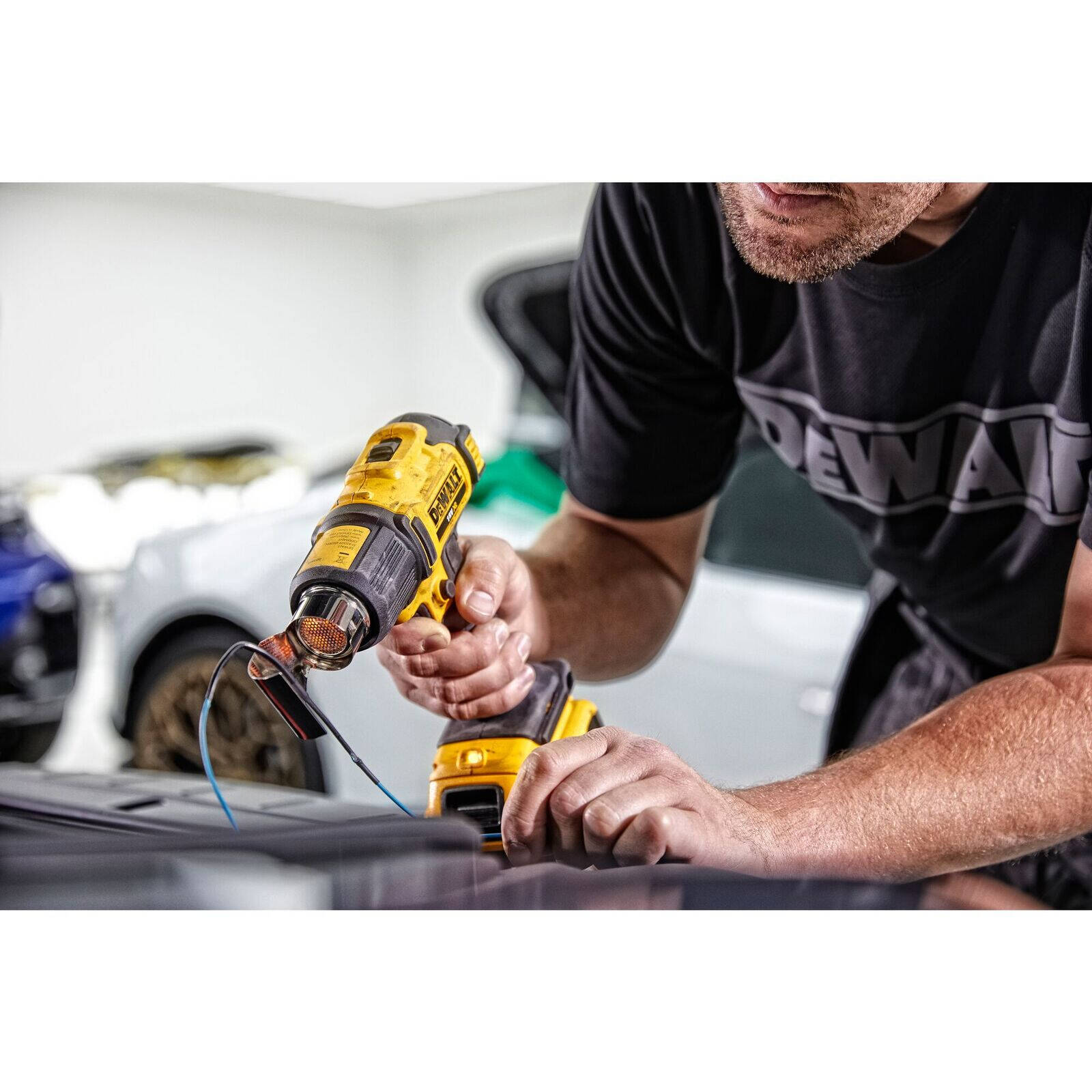 DeWALT 18V XR Li-Ion Cordless Heat Gun Skin Only DCE530N-XJ