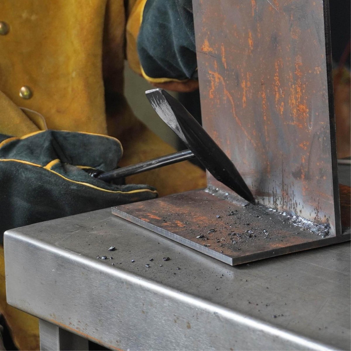 Bossweld Spring Handle Chipping Hammer - 150mm x 345mm - Trade Quality - SuperSaverAU - view 2