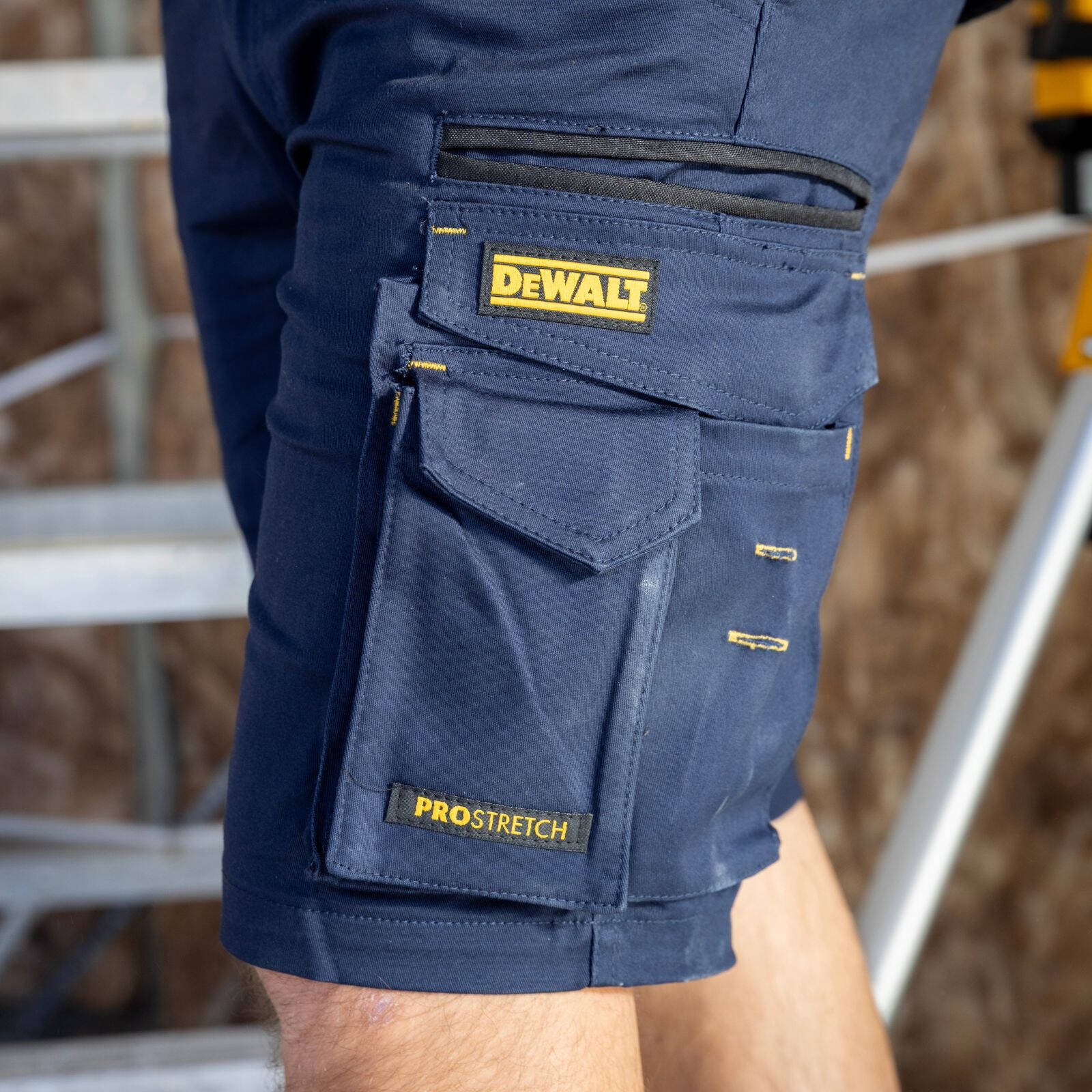 DeWALT Bennington PROStretch Shorts Navy Size 40 - Cotton/Spandex