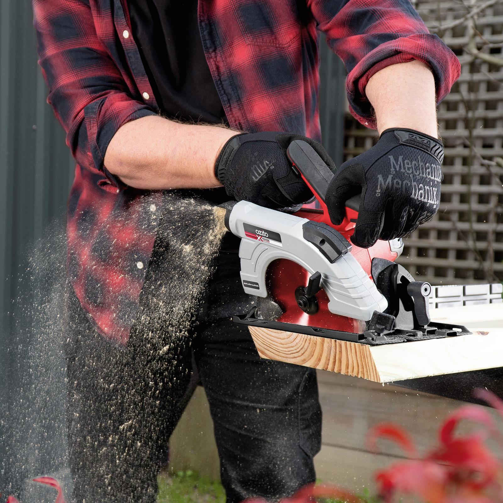 Ozito PXC 18V Brushless 184mm Cordless Circular Saw Skin Only PXBCSS-184