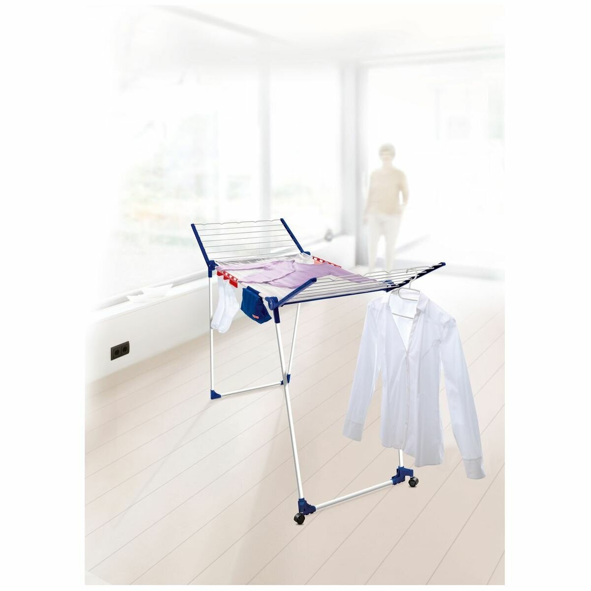 Leifheit Pegasus 200 Solid Deluxe Mobile Clothes Rack - 20m Drying Length, Two Rollers, White - L81517