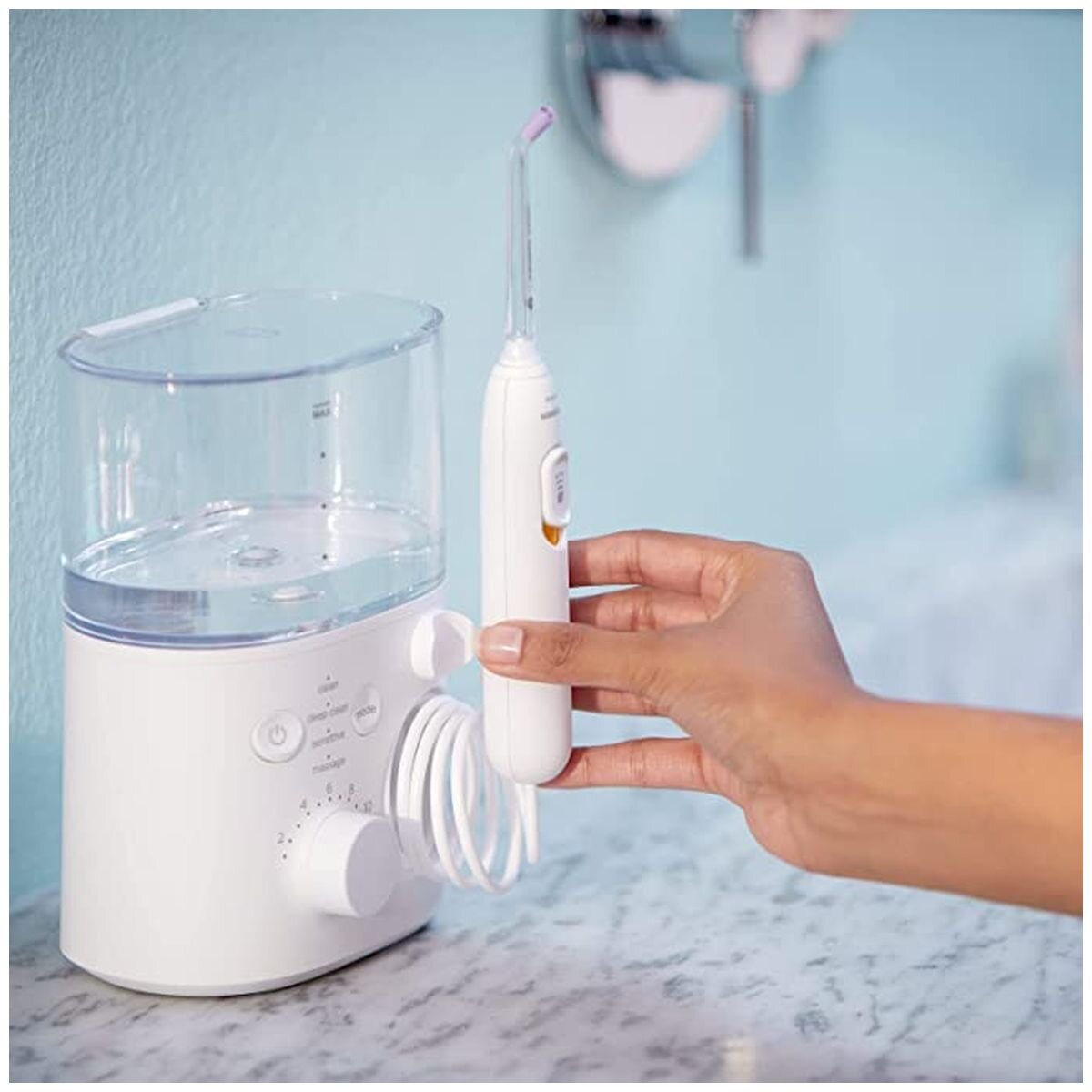 Philips Sonicare Power Flosser 7000 - QuadStream Nozzle, Pulse Wave, Whisper-Quiet Design - HX3911-42
