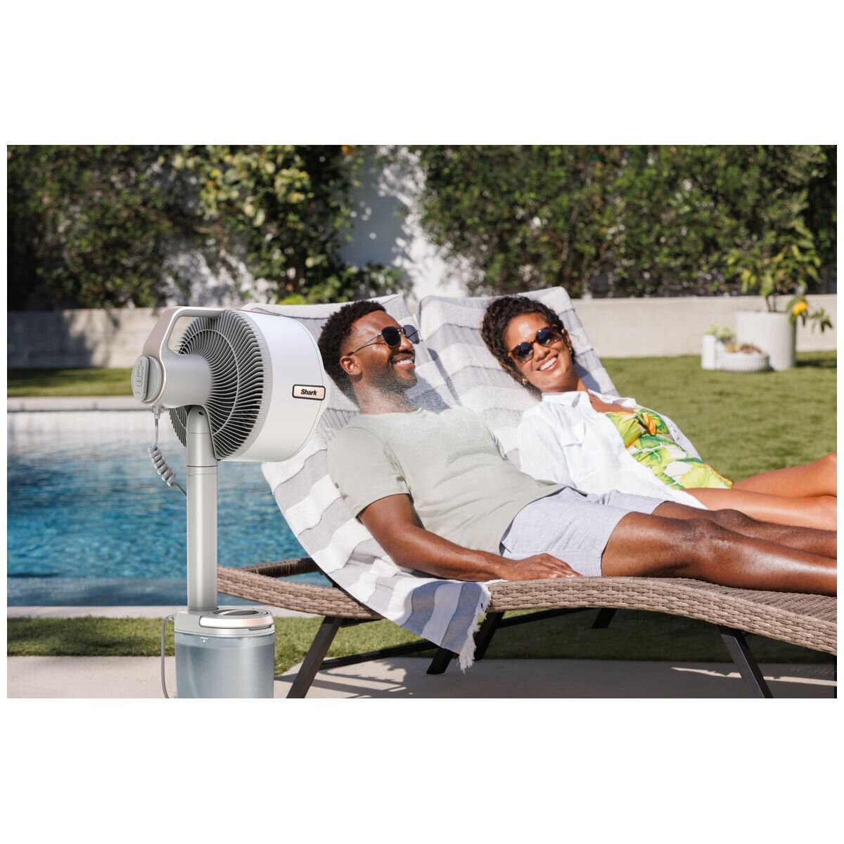 Shark FlexBreeze ProMist Misting Tower Fan - Built-in Water Tank, Oscillation, White - FA302WHANZ