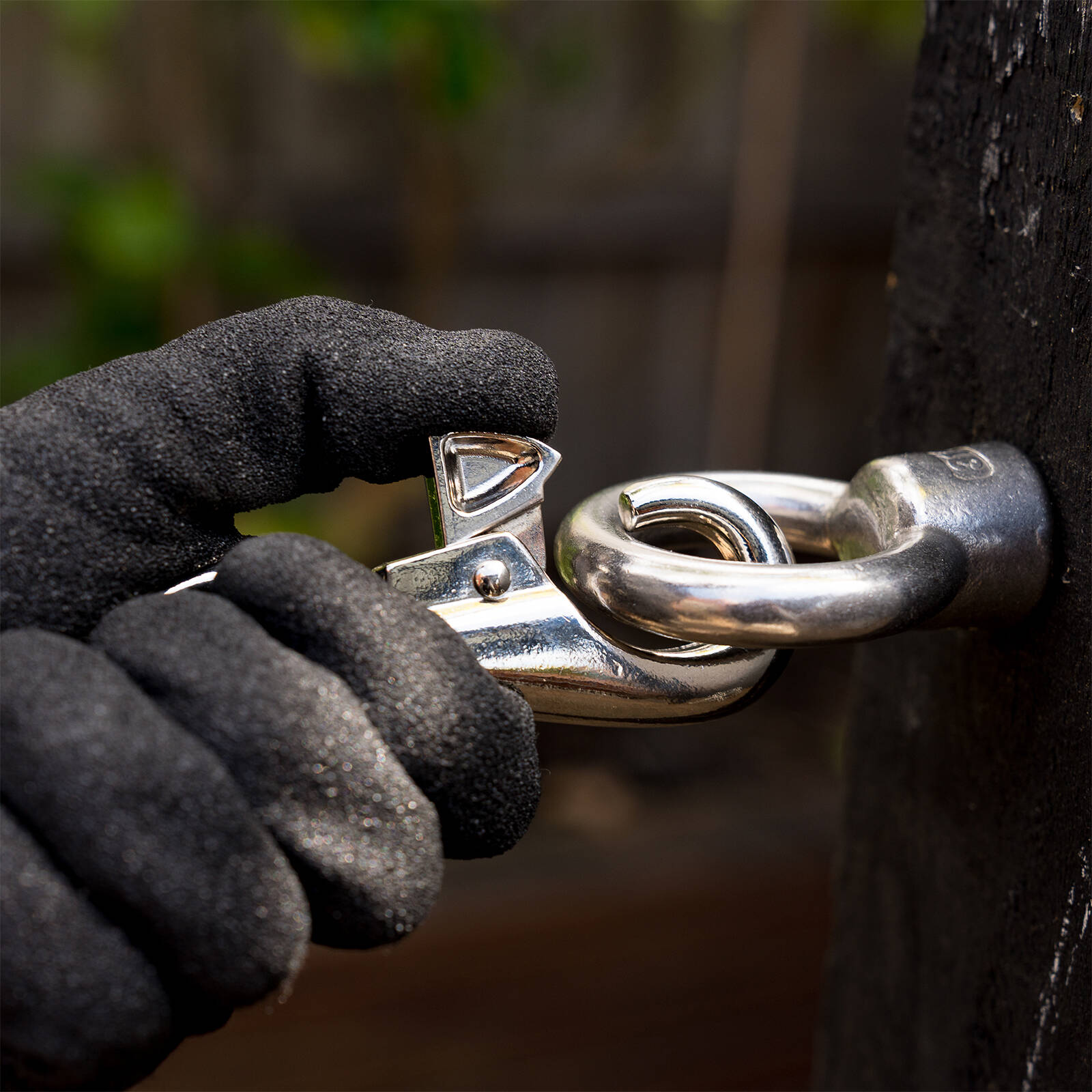 Taskmaster Nickel-Plated Bull Swivel Snap Hook