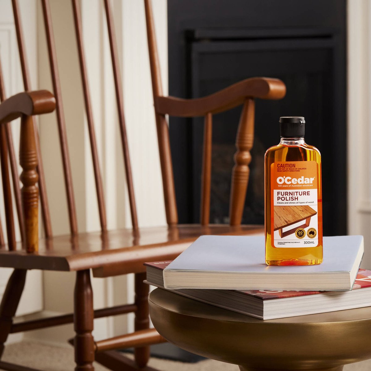 O'Cedar Furniture Polish - 400ml Liquid - Nourishes Wood - Conceals Scratches - SuperSaverAU - view 3