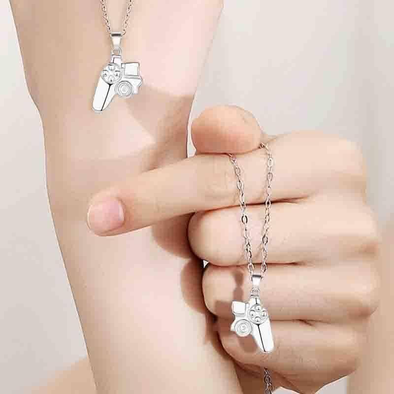 Matching Magnetic Controller Necklace Set for Couples - Gold - view 5