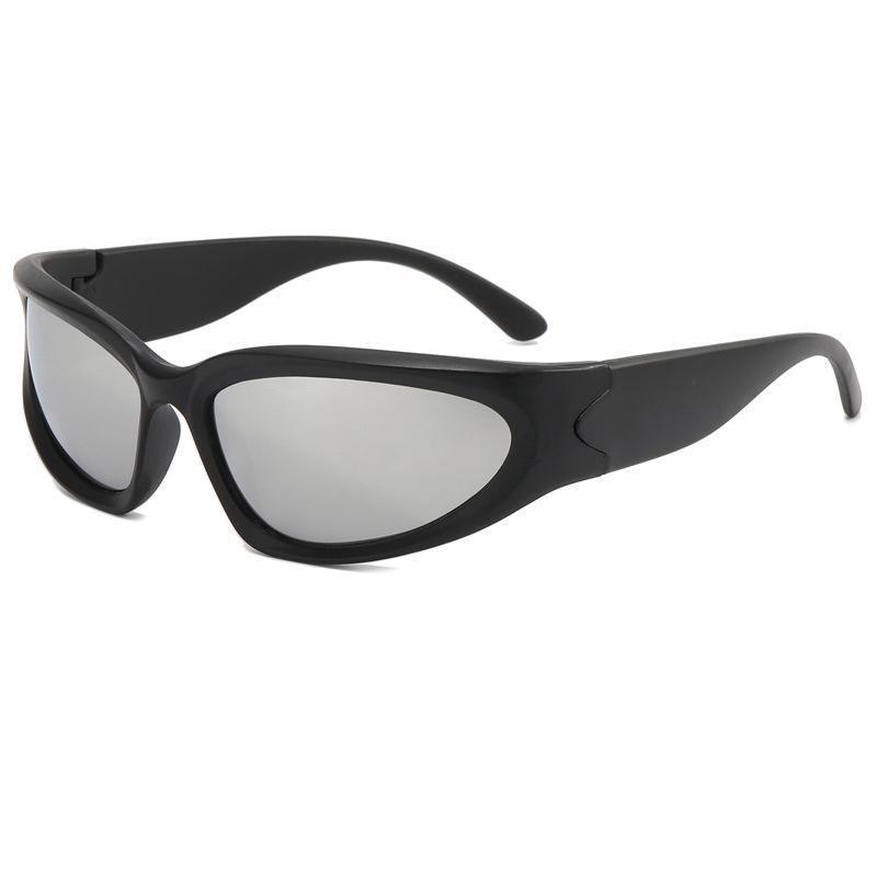 Men's Polarised Sports Sunglasses - Black Frame, Silver Mirror Lens