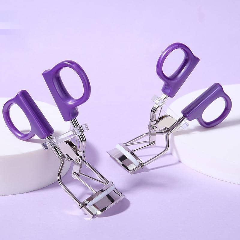 Mini Eyelash Curler with Silicone Refill Pads - view 3