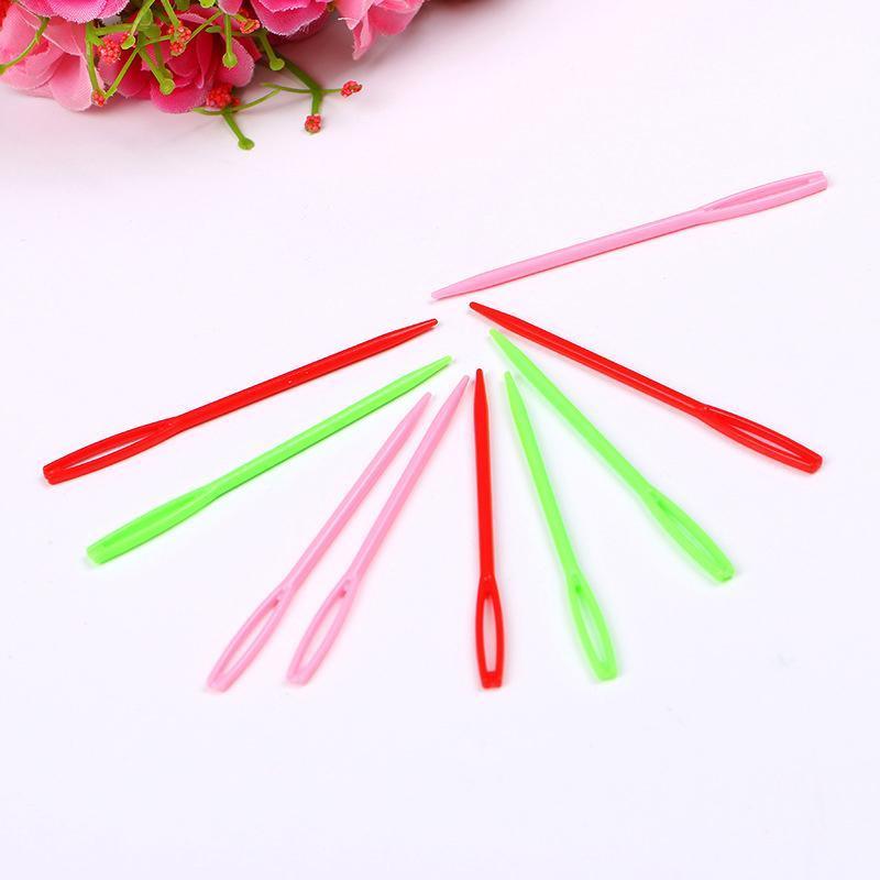 Plastic Darning and Sewing Needles, 7 cm - Pack of 20, Mixed Colours - view 5