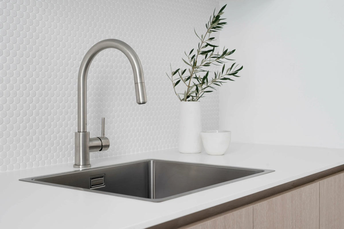 Armando Vicario Pull Out Kitchen Mixer Tap - Brushed Nickel, Gooseneck, Pin Lever, 5 Star Rating - SK5-AV-BN