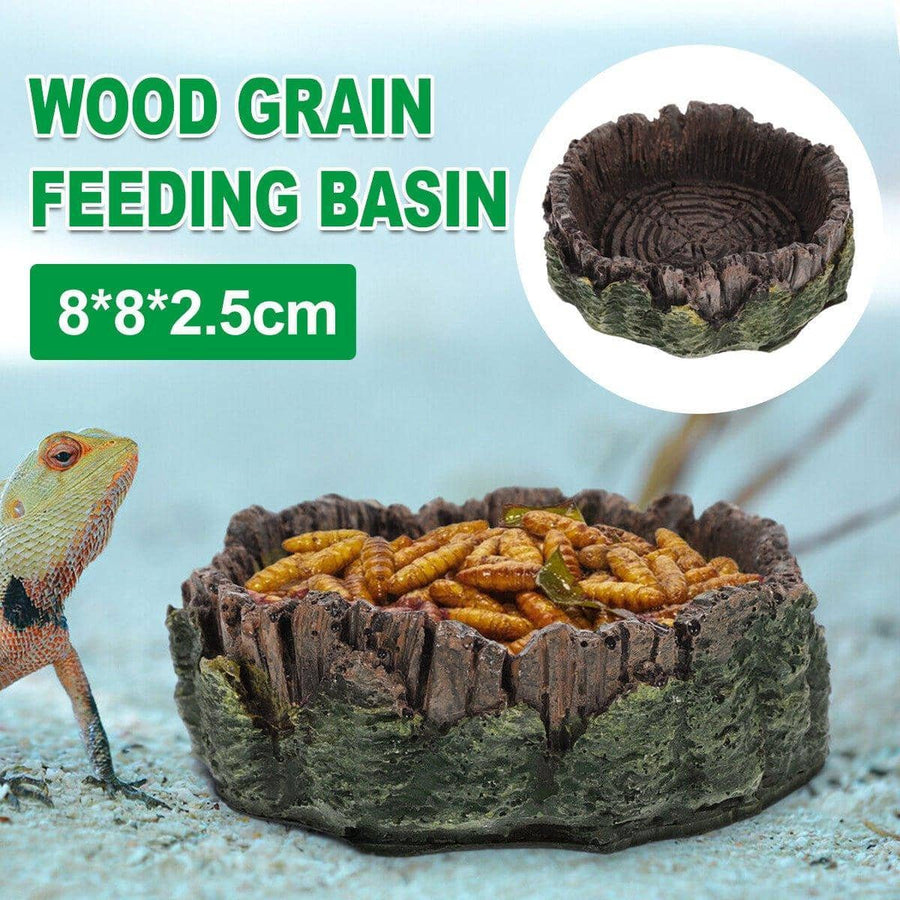 Resin Reptile Feeding Dish with Wood Grain Finish, 8 x 8 x 2.5 cm