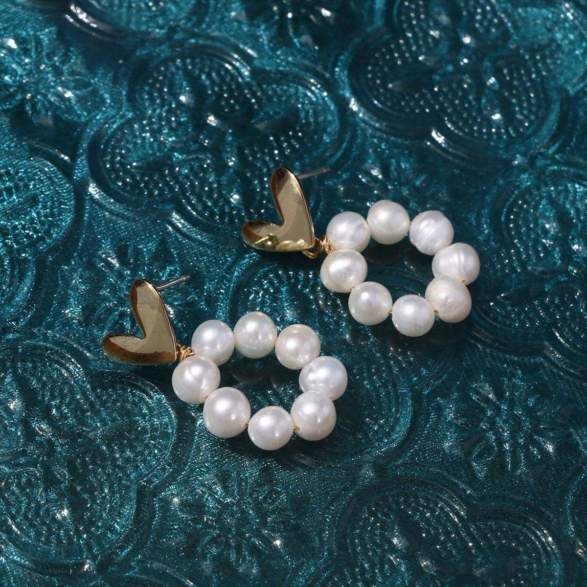 Retro Heart Stud Earrings with Imitation Pearl Circle for Women - view 5