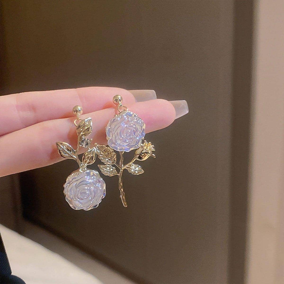 Rose Retro Drop Earrings for Women, Vintage White and Gold Roses - view 4