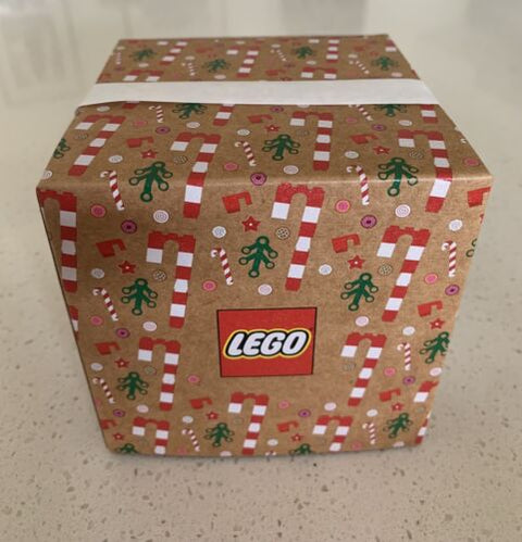 LEGO Christmas Cookie Stamps & Mug Set 5008259 Gingerbread Man Snowflake Cutters - SuperSaverAU - view 1