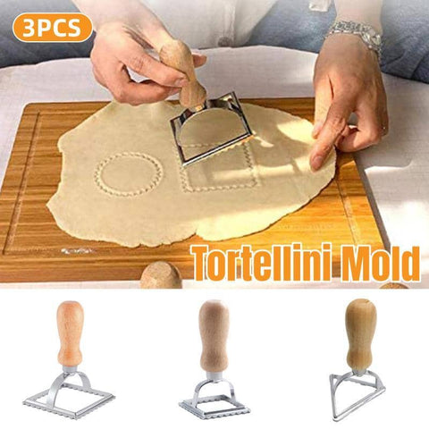 Set of 3 Zinc Alloy Dumpling and Biscuit Moulds with Wooden Handles for Baking
