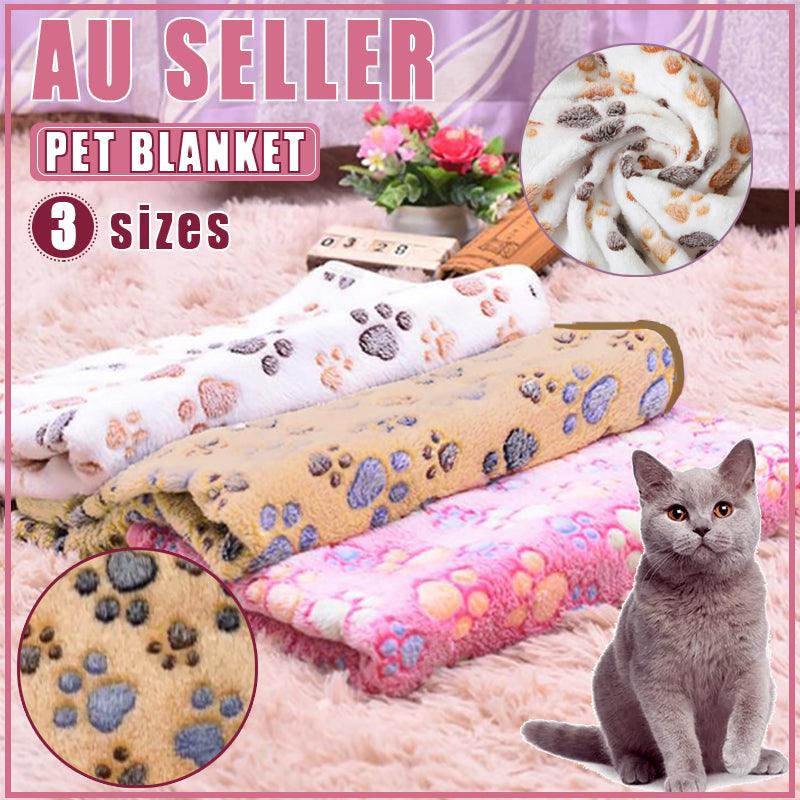 Small Paw Print Fleece Pet Blanket, 60 x 40 cm - White - view 2