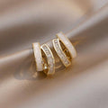 Stud Earrings with White Drip Design and Zircon for Women - Gold Tone - view 4