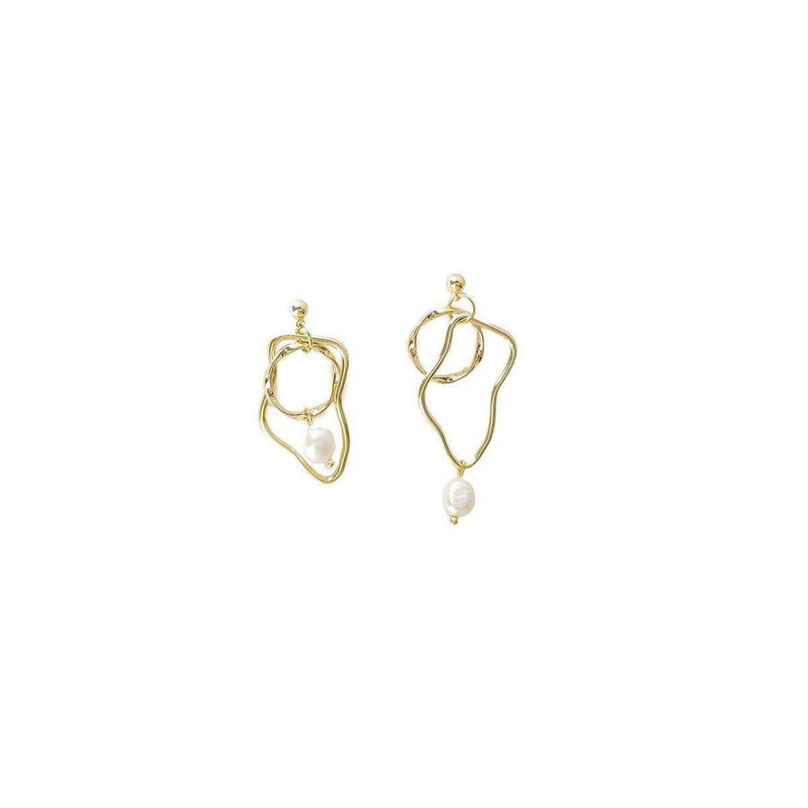 Vintage Baroque Imitation Pearl Earrings - Gold Looped Frames and Pearl