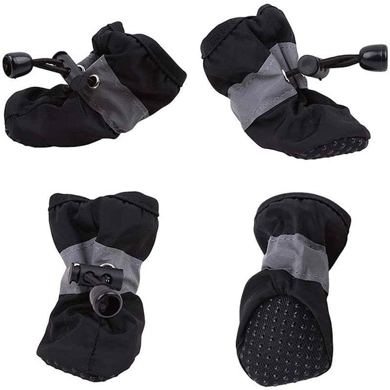 Waterproof Anti Slip Dog Boots with Reflective Strip, Set of 4 - Size XL (4.5 x 3.7 cm)